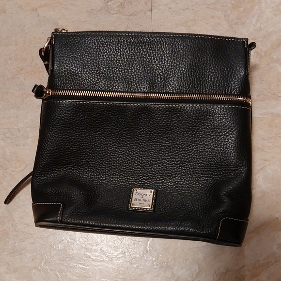 Dooney  & Bourke leather bag - Picture 1 of 16